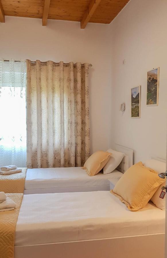 Villa Goliku Pestani エクステリア 写真